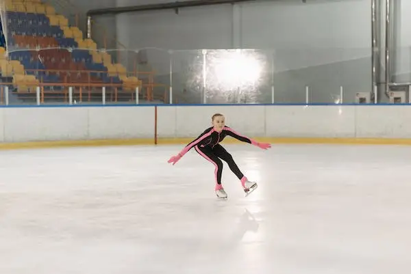 Can you teach yourself to ice skate?