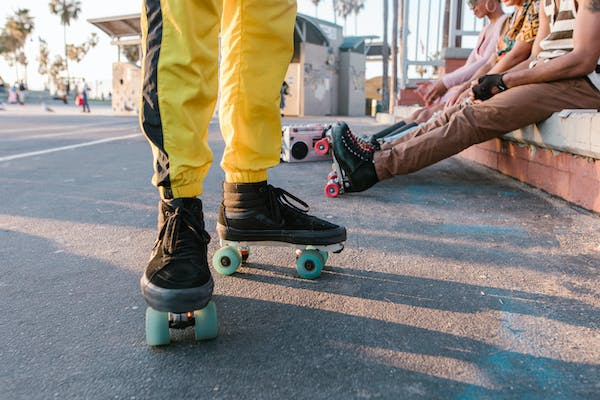 How should roller skate wheels be?